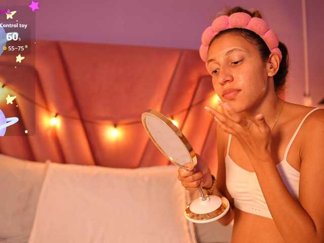 Beautifulskinny18, en directo ahora en BongaCams