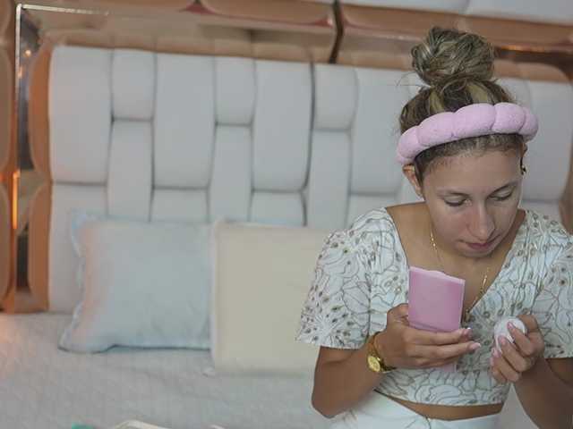 Preview of beautifulskinny18