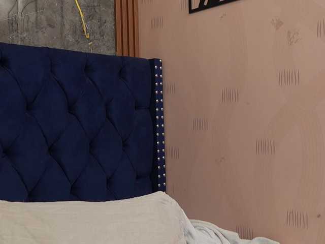 Beautifulskinny18 live cam on BongaCams