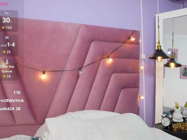 Beautifulskinny18 live cam on BongaCams