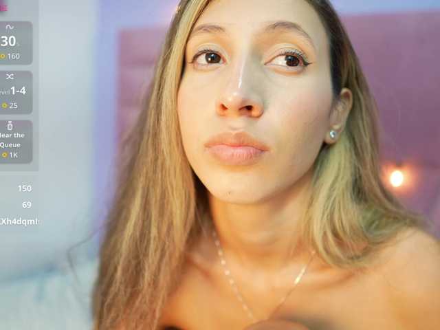 Beautifulskinny18 live cam on BongaCams