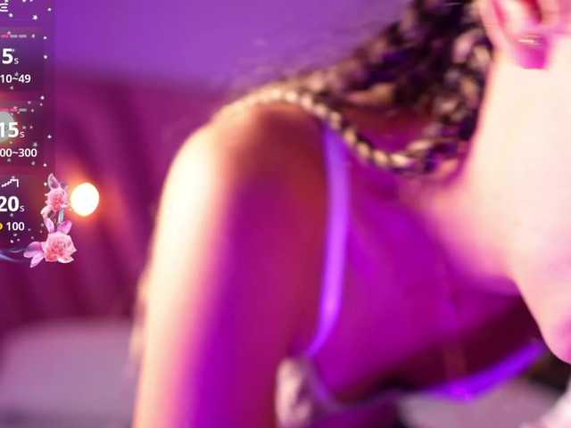 Beautifulskinny18 live cam on BongaCams
