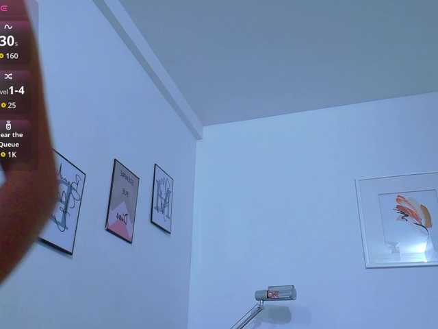 Beautifulskinny18 live cam on BongaCams