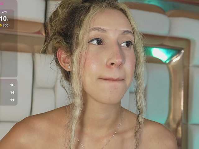 Beautifulskinny18's BongaCams show and profile