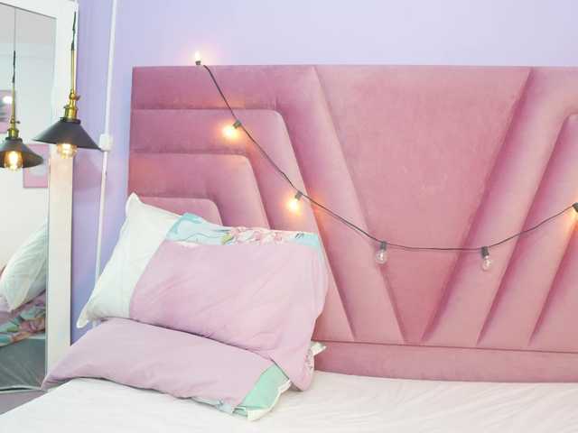 Beautifulskinny18 live cam on BongaCams