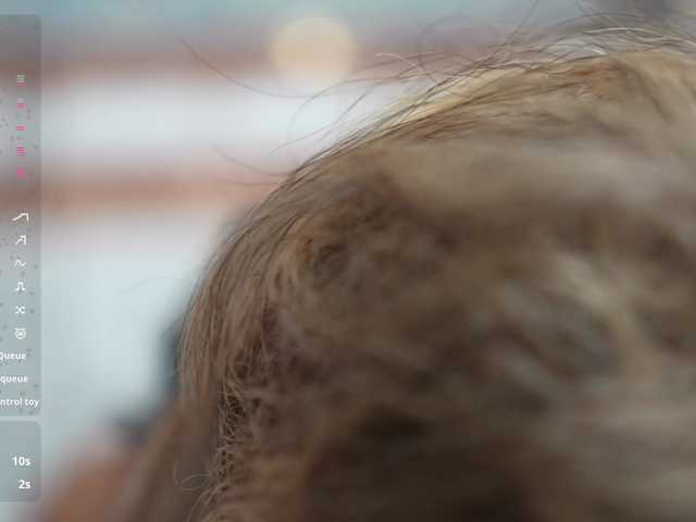 Beautifulskinny18 live cam on BongaCams