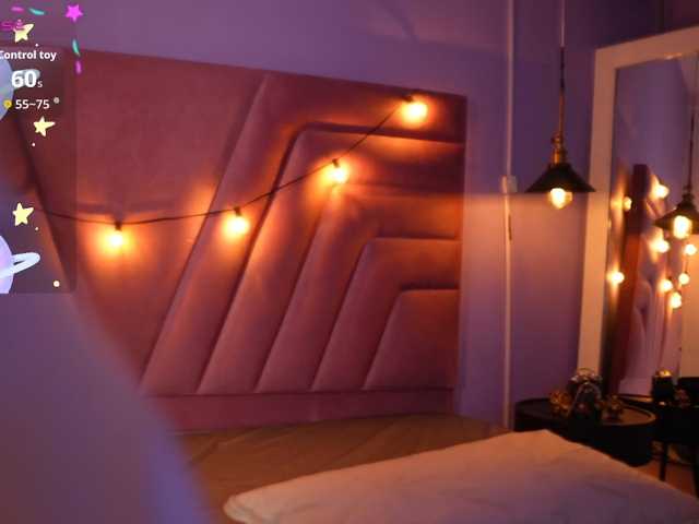 Beautifulskinny18 live cam on BongaCams