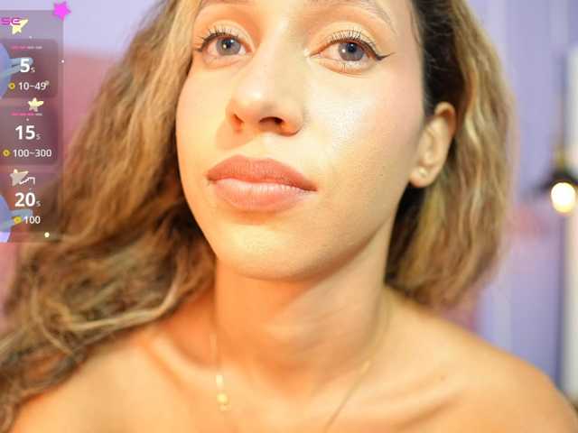 Beautifulskinny18 live cam on BongaCams