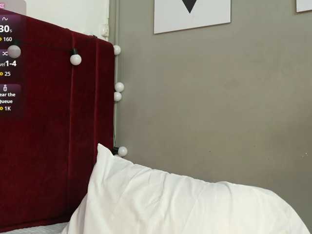 Beautifulskinny18 live cam on BongaCams