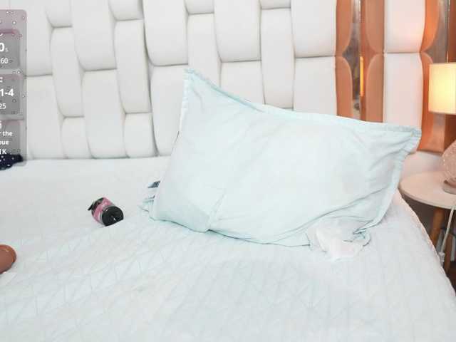 Beautifulskinny18 live cam on BongaCams