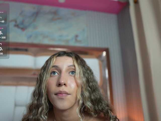 Beautifulskinny18 live cam on BongaCams