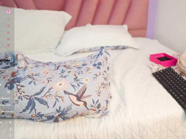 Beautifulskinny18 live cam on BongaCams