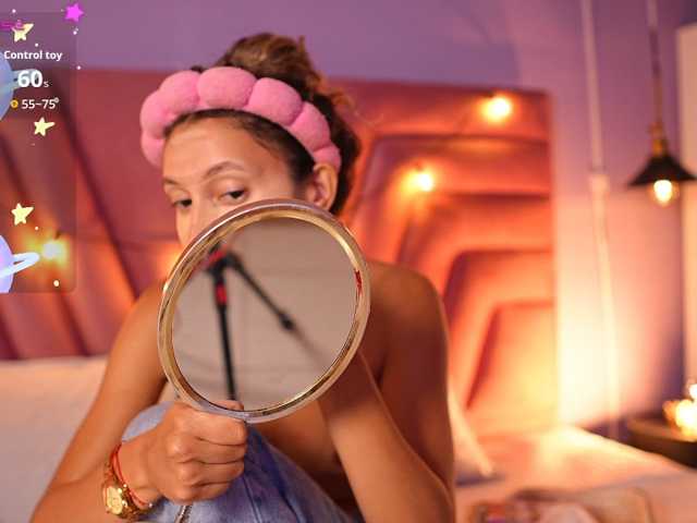 Beautifulskinny18 live cam on BongaCams