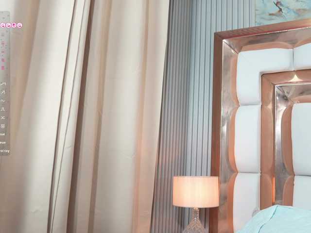 Beautifulskinny18 live cam on BongaCams