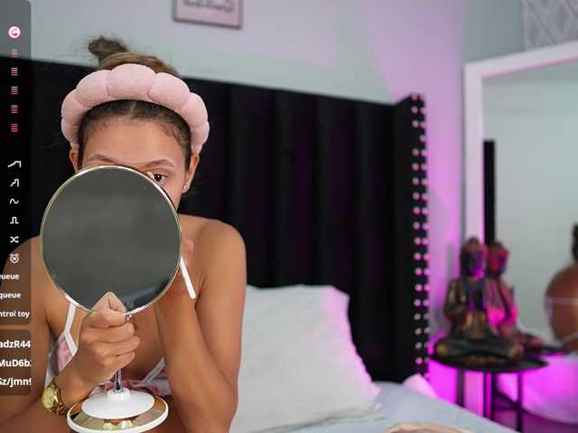 Beautifulskinny18 live cam on BongaCams