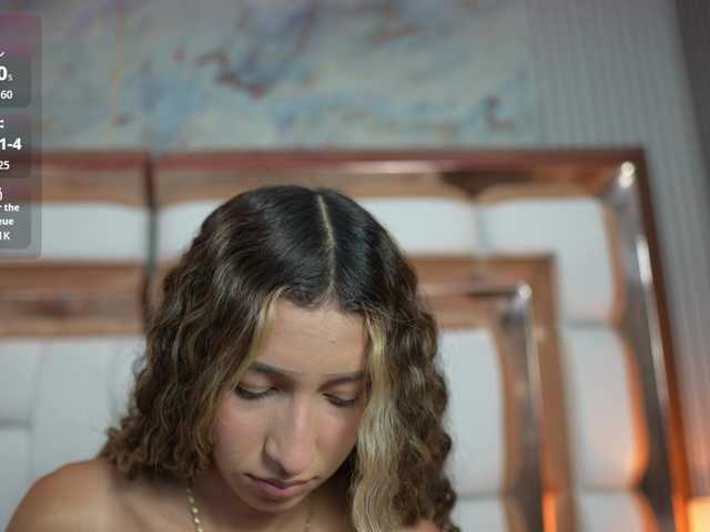 Beautifulskinny18 live cam on BongaCams