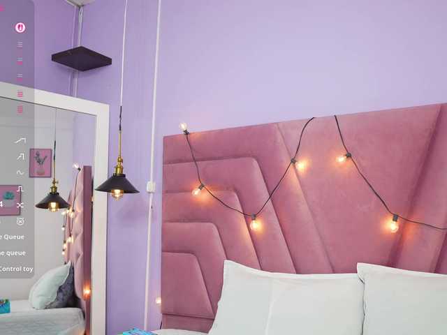 Beautifulskinny18 live cam on BongaCams