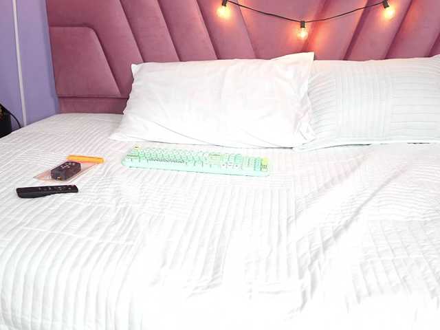 Beautifulskinny18 live cam on BongaCams