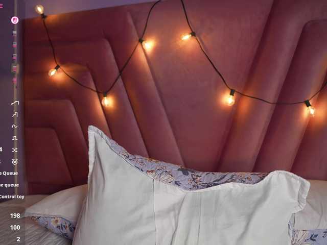Beautifulskinny18 live cam on BongaCams