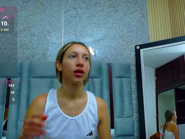 Beautifulskinny18 live cam on BongaCams