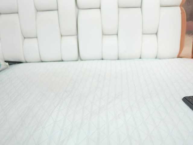 Beautifulskinny18 live cam on BongaCams