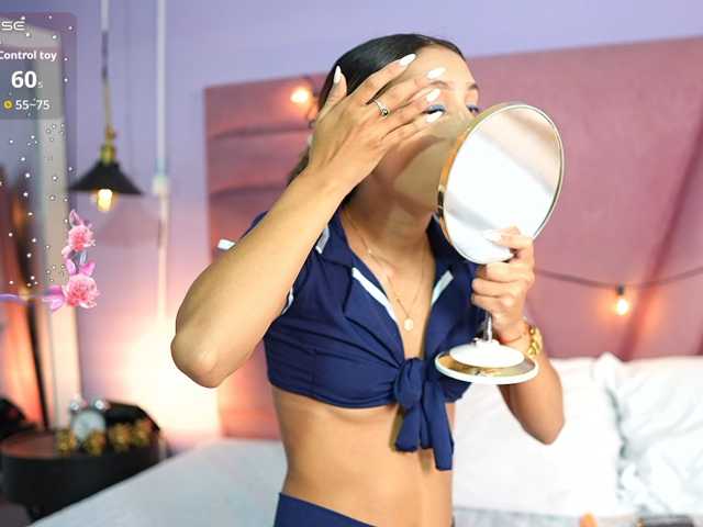 Beautifulskinny18 live cam on BongaCams