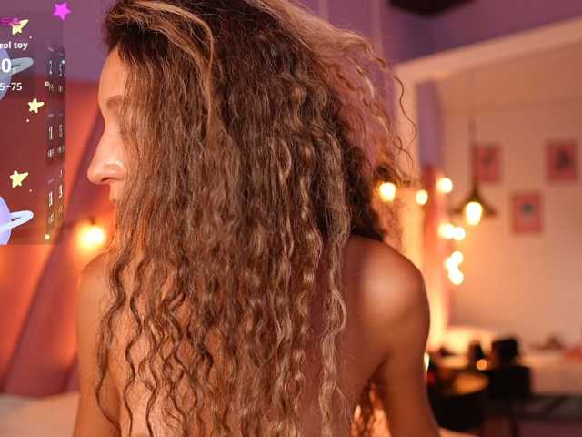 Beautifulskinny18, live now on BongaCams