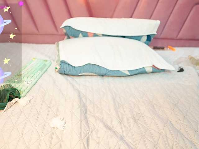 Beautifulskinny18 live cam on BongaCams