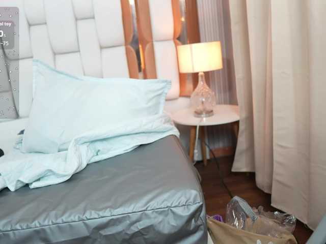 Beautifulskinny18 live cam on BongaCams