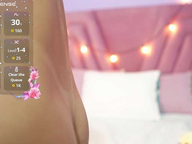Beautifulskinny18 live cam on BongaCams