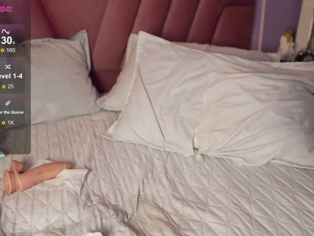 Beautifulskinny18 live cam on BongaCams