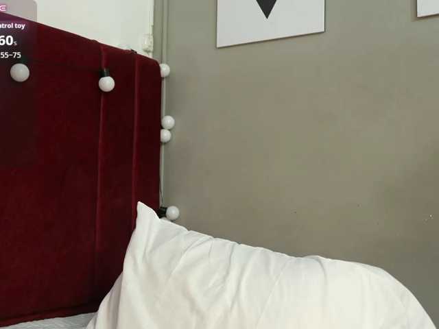 Beautifulskinny18 live cam on BongaCams