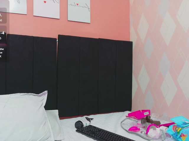 Beautifulskinny18 live cam on BongaCams