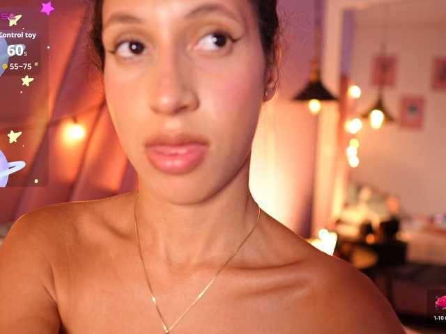 Beautifulskinny18 live cam on BongaCams
