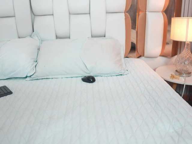 Beautifulskinny18 live cam on BongaCams