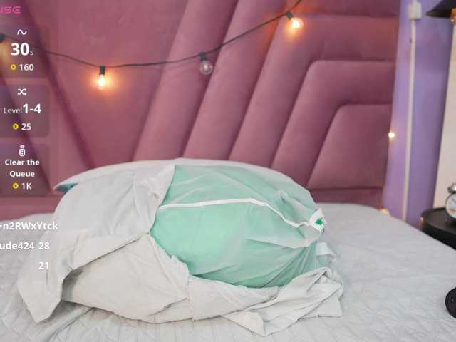 Beautifulskinny18 live cam on BongaCams