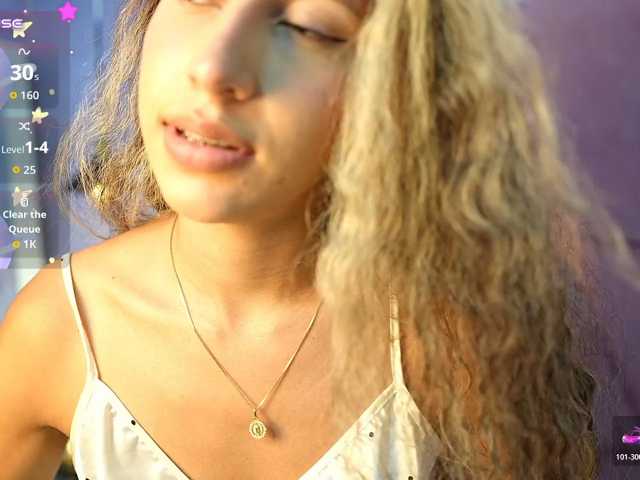 Beautifulskinny18 live cam on BongaCams