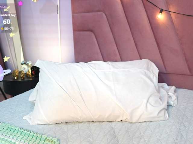 Beautifulskinny18 live cam on BongaCams