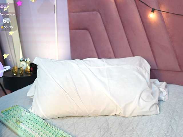 Beautifulskinny18 live cam on BongaCams