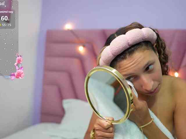 Beautifulskinny18 webcam