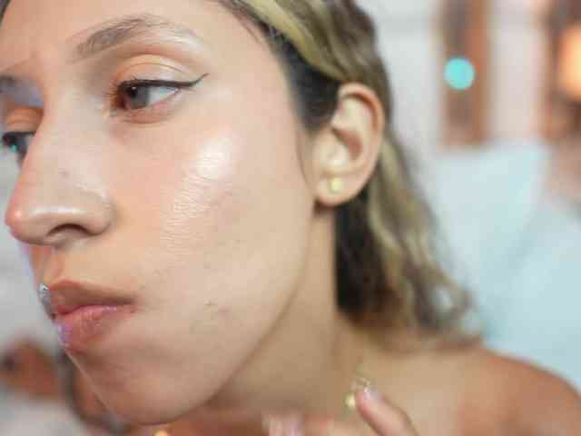 Beautifulskinny18 webcam