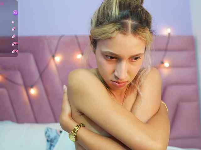 Beautifulskinny18 webcam