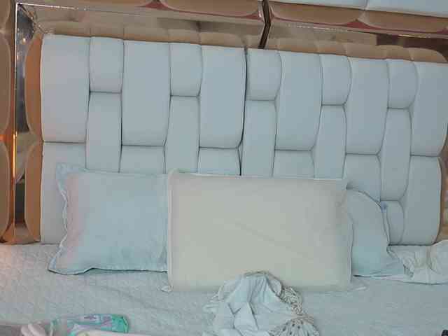 Beautifulskinny18 webcam