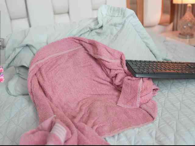 Beautifulskinny18 webcam