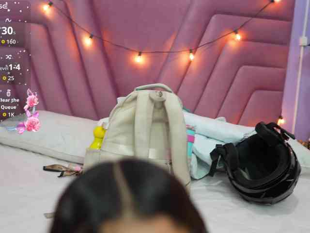 Beautifulskinny18 webcam