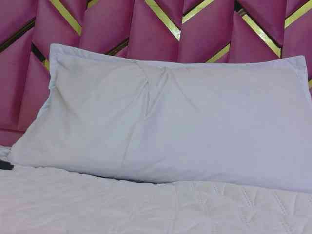 Beautifulskinny18 webcam