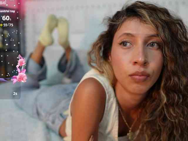 Beautifulskinny18 webcam