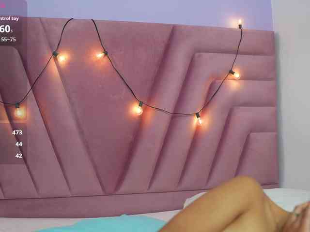 Beautifulskinny18 webcam