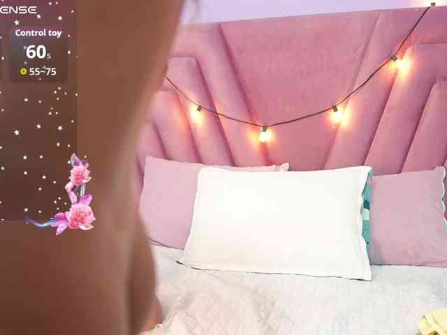 beautifulskinny18's live room