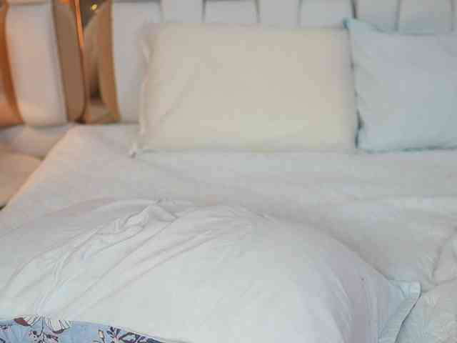 Beautifulskinny18 webcam